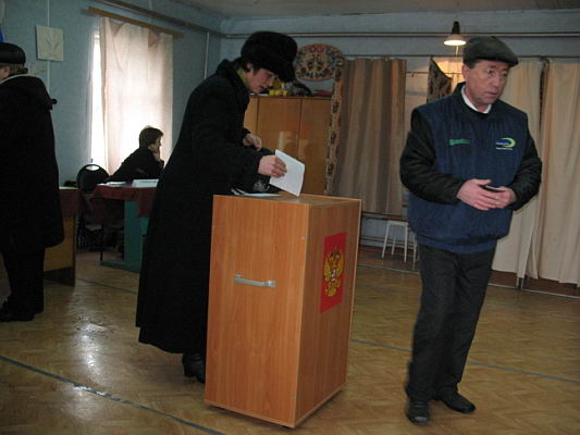 12:17  На 12:00 в Козловском районе проголосовали 43,9% избирателей